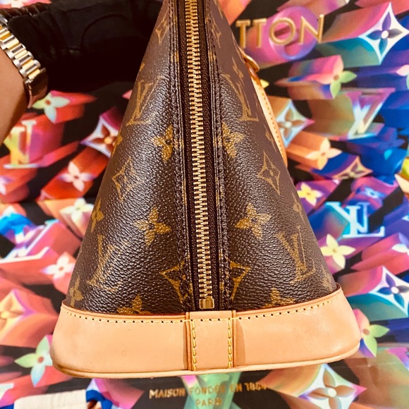 🛑SOLD🛑👜👜👜Authentic Alma PM in Monogram - Picture 7 of 16